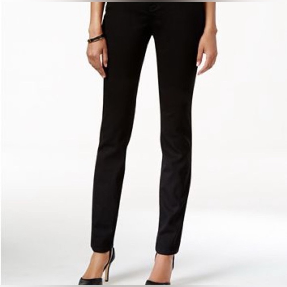Style & Co Curvy Skinny Leg Mid Rise Black Jeans 16